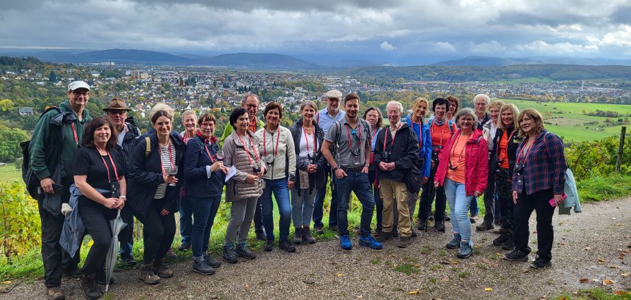 Gruppenbild im Weinberg